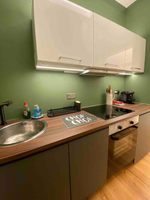 Interior Designed Flat Near Kew Botanical Gardens Londres Exterior foto